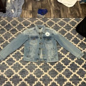 Nba, color grey, celtics logo on front and back